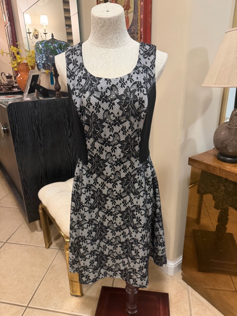 Robbie Bee Black and White dress